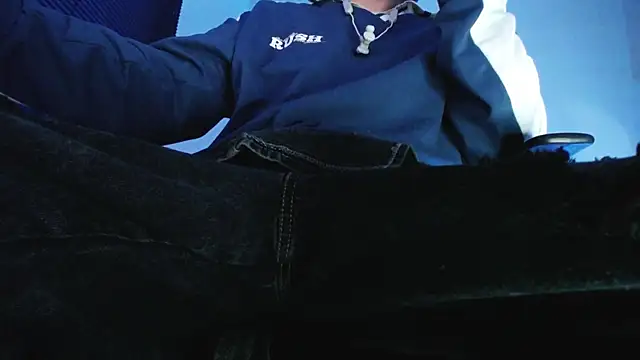 zacwatson  online show from January 16, 2026, 1:31 am