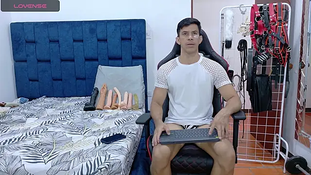 JoseRumbero26 online show from September 27, 2025, 1:05 pm