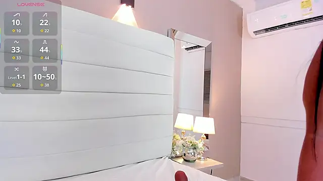 Snapshot of Lilly_2809_ chatting on February 19, 2026, 4:41 am Lilly 2809 online show from February 19, 2026, 4:41 am