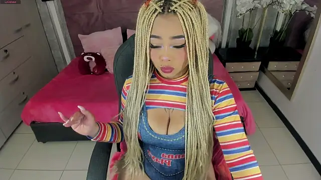 conny  curly online show from April 25, 2026, 1:14 pm