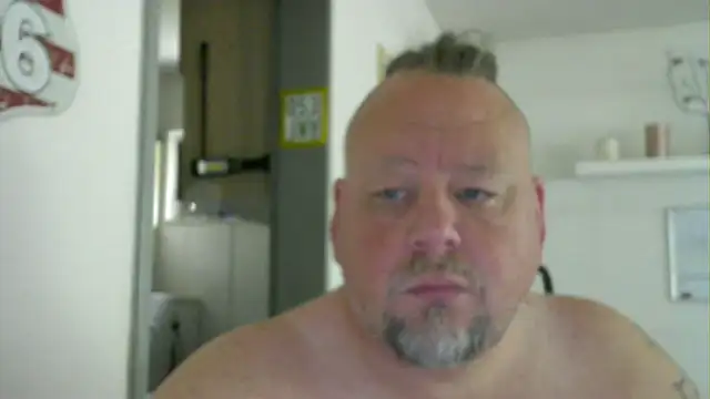 pimmelmann3 online show from May 16, 2026, 8:44 am