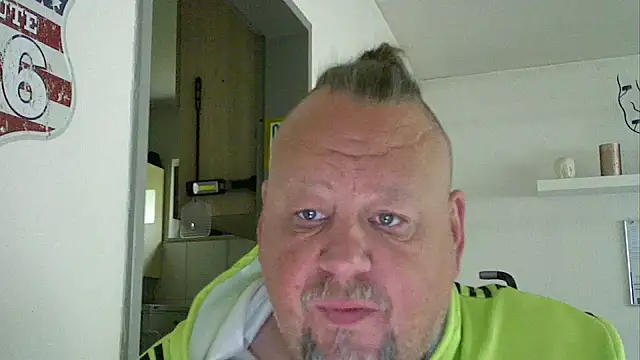 pimmelmann3 online show from May 16, 2026, 10:36 am