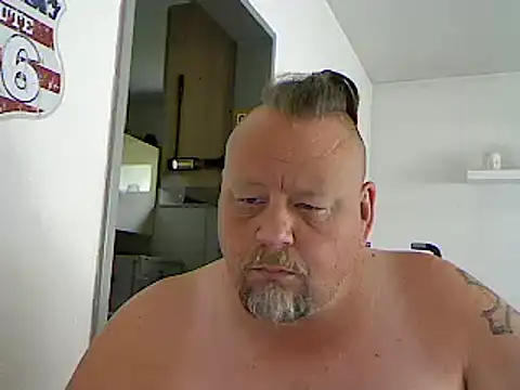 Snapshot of pimmelmann3 chatting on June 1, 2026, 11:23 am pimmelmann3 online show from June 1, 2026, 11:23 am