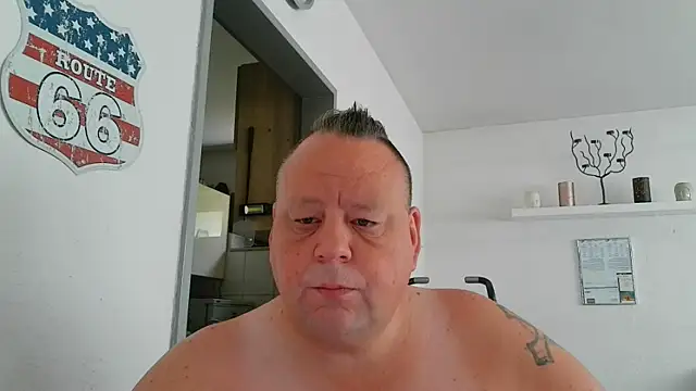 Snapshot of pimmelmann3 chatting on June 11, 2026, 9:07 am pimmelmann3 online show from June 11, 2026, 9:07 am