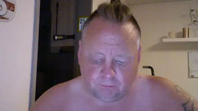 Snapshot of pimmelmann3 chatting on June 16, 2026, 8:44 pm pimmelmann3 online show from June 16, 2026, 8:44 pm