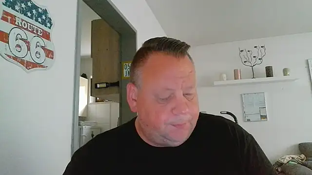 Snapshot of pimmelmann3 chatting on July 21, 2026, 7:11 am pimmelmann3 online show from July 21, 2026, 7:11 am