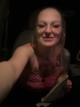 Snapshot of Mymy_Stevo_420 chatting on January 24, 2025, 3:43 am Mymy Stevo 420 online show from January 24, 2025, 3:43 am