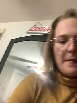 Snapshot of Mymy_Stevo_420 chatting on December 20, 2025, 2:18 am Mymy Stevo 420 online show from December 20, 2025, 2:18 am