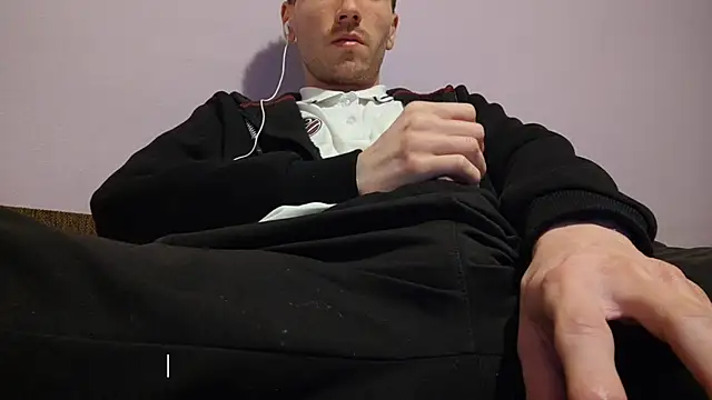  Hocthus  online show from March 9, 2025, 6:50 am