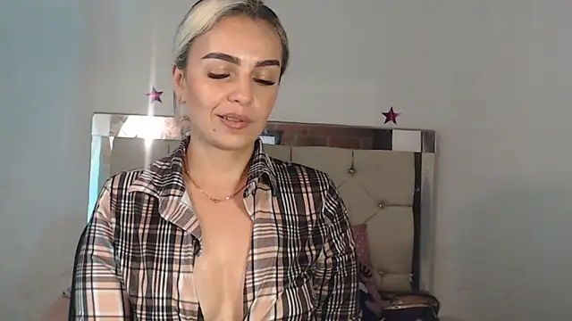 Snapshot of ashley__tylor chatting on February 23, 2025, 9:00 am ashley tylor online show from February 23, 2025, 9:00 am