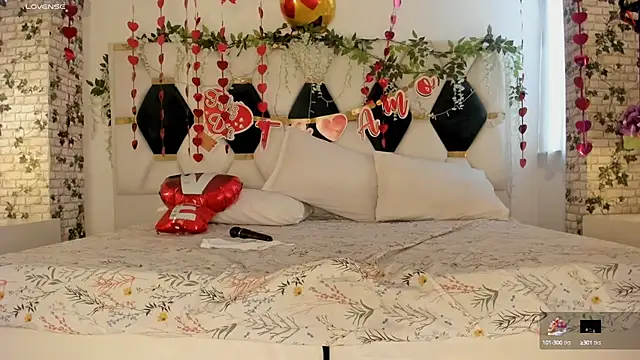 EmmaSanzz  online show from February 21, 2025, 2:38 pm