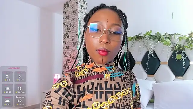 EmmaSanzz  online show from March 14, 2025, 2:41 pm