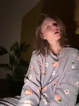 lessysweety online show from January 19, 2026, 3:43 am