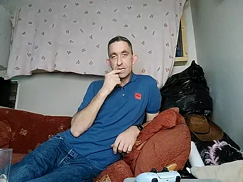irishtommy1986 online show from July 26, 2026, 8:27 pm