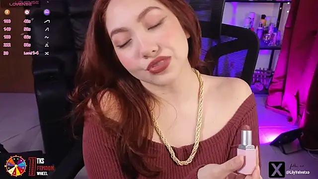 LilyVelvett online show from January 17, 2025, 4:17 am