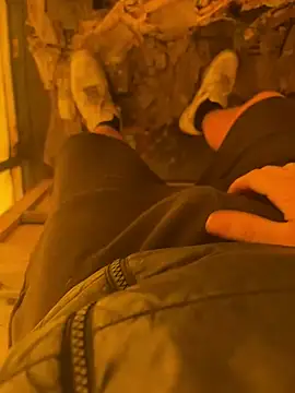 Snapshot of cussy007 chatting on March 12, 2025, 10:16 am cussy007 online show from March 12, 2025, 10:16 am