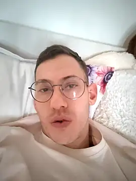 ciprianalex online show from March 29, 2026, 12:16 pm