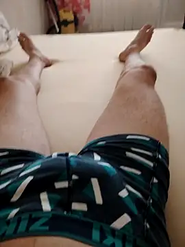 ciprianalex online show from April 28, 2026, 6:40 am