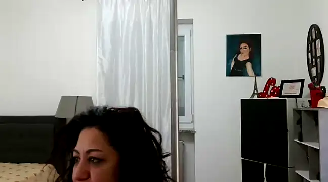 danasantoreal online show from December 31, 2024, 8:48 am