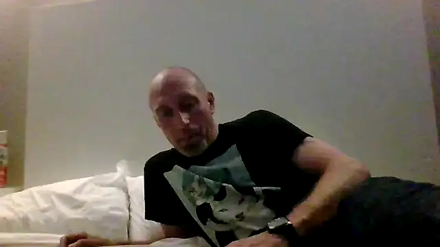 El Gizmo online show from March 22, 2026, 9:02 am