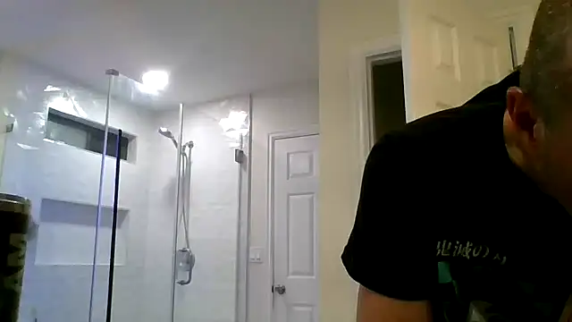 Snapshot of El_Gizmo chatting on May 2, 2026, 4:39 am El Gizmo online show from May 2, 2026, 4:39 am