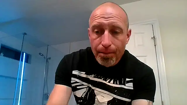 Snapshot of El_Gizmo chatting on May 23, 2026, 5:34 am El Gizmo online show from May 23, 2026, 5:34 am