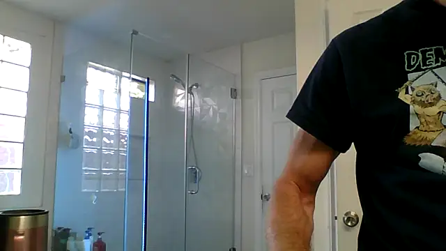 Snapshot of El_Gizmo chatting on May 27, 2026, 1:13 am El Gizmo online show from May 27, 2026, 1:13 am