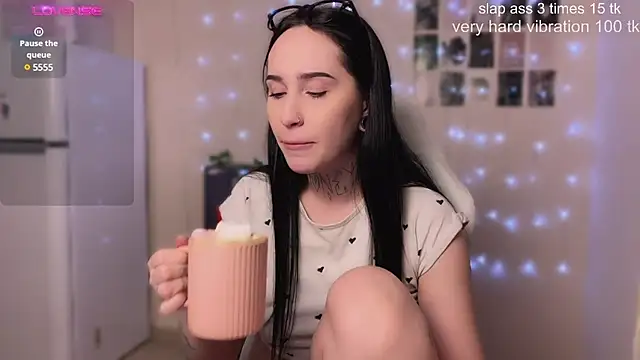 Snapshot of AnastasiaSun chatting on December 14, 2024, 10:28 pm AnastasiaSun online show from December 14, 2024, 10:28 pm