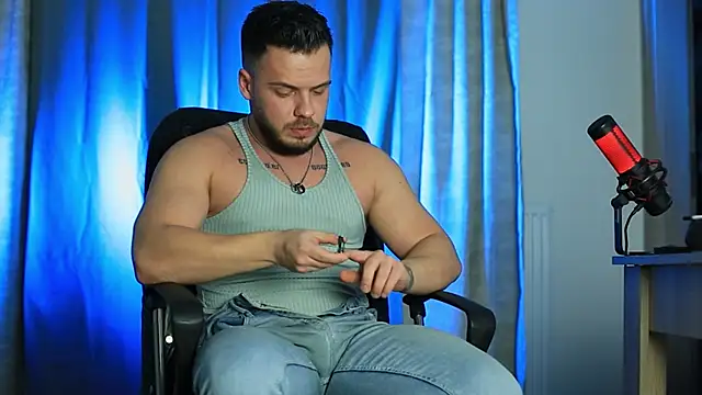 Snapshot of juliusmasters chatting on January 11, 2025, 10:18 pm juliusmasters online show from January 11, 2025, 10:18 pm