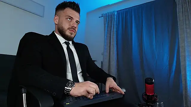 Snapshot of juliusmasters chatting on January 26, 2025, 12:05 am juliusmasters online show from January 26, 2025, 12:05 am