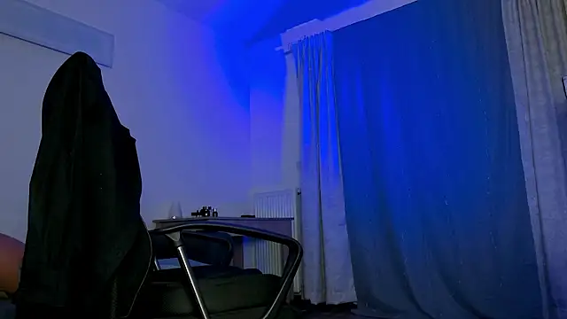 Snapshot of juliusmasters chatting on March 4, 2025, 2:17 am juliusmasters online show from March 4, 2025, 2:17 am