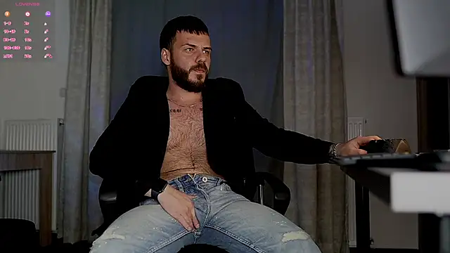 Snapshot of juliusmasters chatting on October 28, 2025, 8:55 pm juliusmasters online show from October 28, 2025, 8:55 pm