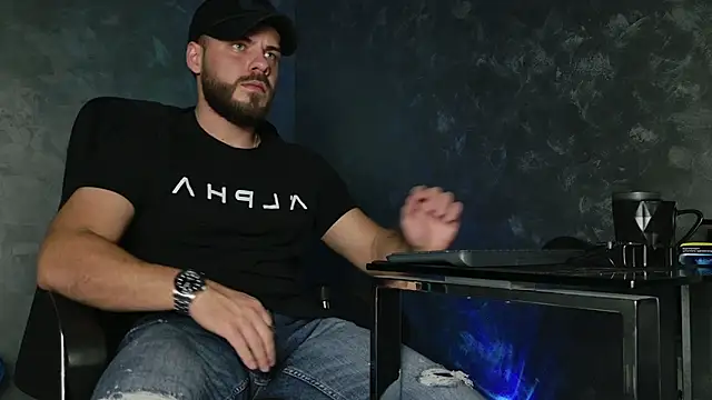 Snapshot of juliusmasters chatting on November 22, 2025, 8:08 pm juliusmasters online show from November 22, 2025, 8:08 pm