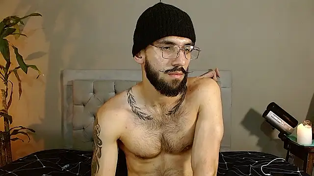 Mr WhiteCock online show from December 6, 2024, 8:29 pm