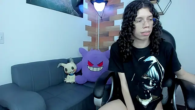 Angel Dust18 online show from February 6, 2025, 11:26 pm