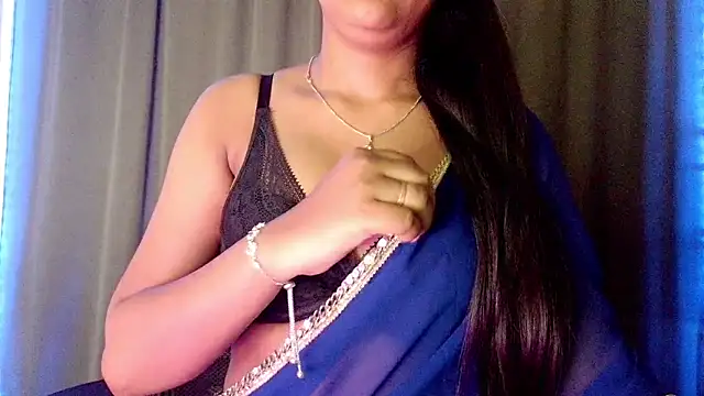 Snapshot of CallMeSima chatting on May 19, 2026, 5:30 pm CallMeSima online show from May 19, 2026, 5:30 pm