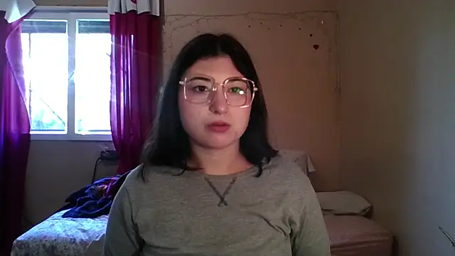 imsohornydacom online show from April 24, 2026, 1:57 pm