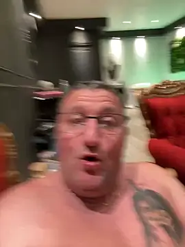 Snapshot of darkmoonsubmissive chatting on February 26, 2025, 8:44 pm darkmoonsubmissive online show from February 26, 2025, 8:44 pm