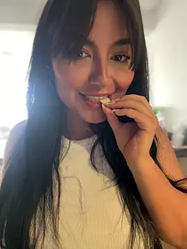 Snapshot of sukhakunis1 chatting on January 13, 2025, 9:31 pm sukhakunis1 online show from January 13, 2025, 9:31 pm