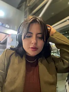 Snapshot of sukhakunis1 chatting on January 24, 2025, 3:54 am sukhakunis1 online show from January 24, 2025, 3:54 am