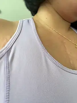 Snapshot of sukhakunis1 chatting on March 7, 2025, 5:38 pm sukhakunis1 online show from March 7, 2025, 5:38 pm