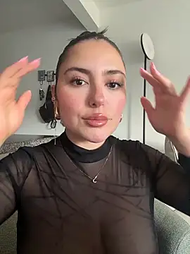 sukhakunis1 online show from April 6, 2026, 10:22 pm