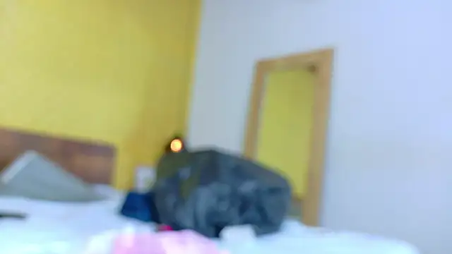 Squirter pussybomb online show from February 15, 2025, 10:11 am