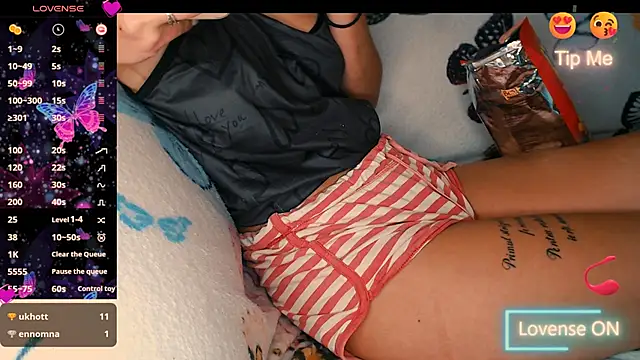 Perversdemlni online show from November 2, 2025, 12:29 pm