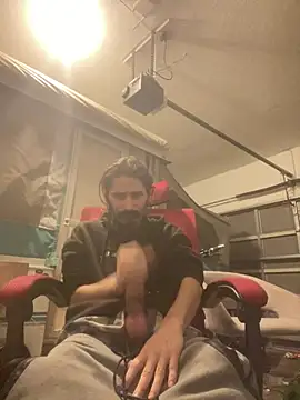 Snapshot of Anxiety420 chatting on December 26, 2024, 6:30 am Anxiety420 online show from December 26, 2024, 6:30 am