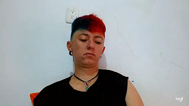 tomboyblue online show from January 27, 2025, 2:13 pm