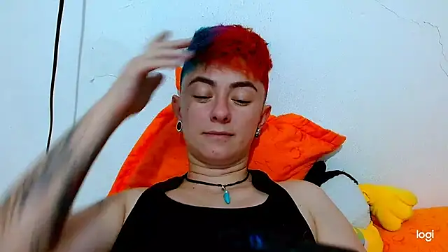 tomboyblue online show from January 28, 2025, 9:40 pm