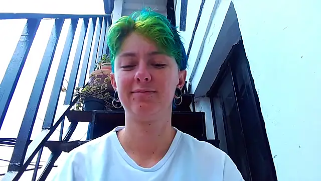 tomboyblue online show from April 12, 2026, 4:12 pm