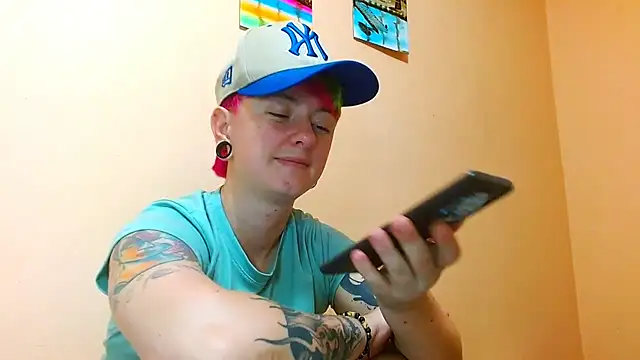 tomboyblue online show from July 23, 2026, 4:21 am