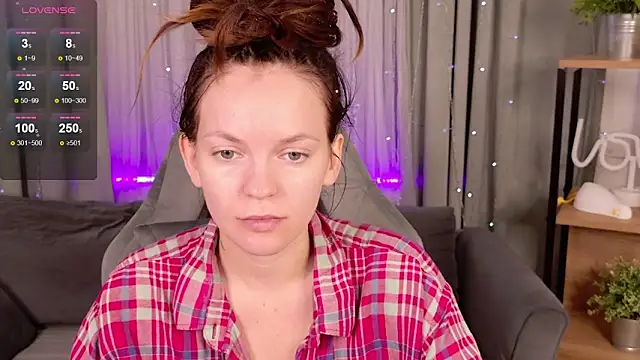 CoreyJane online show from September 22, 2025, 4:25 am